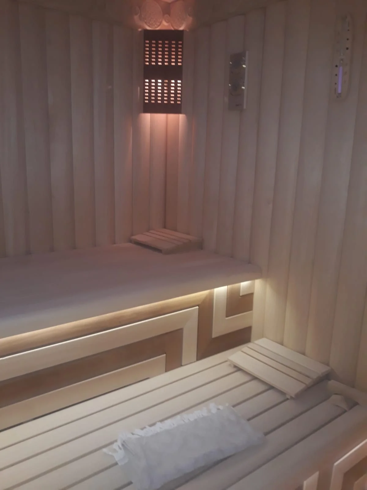 Anatolia Pool & SPA