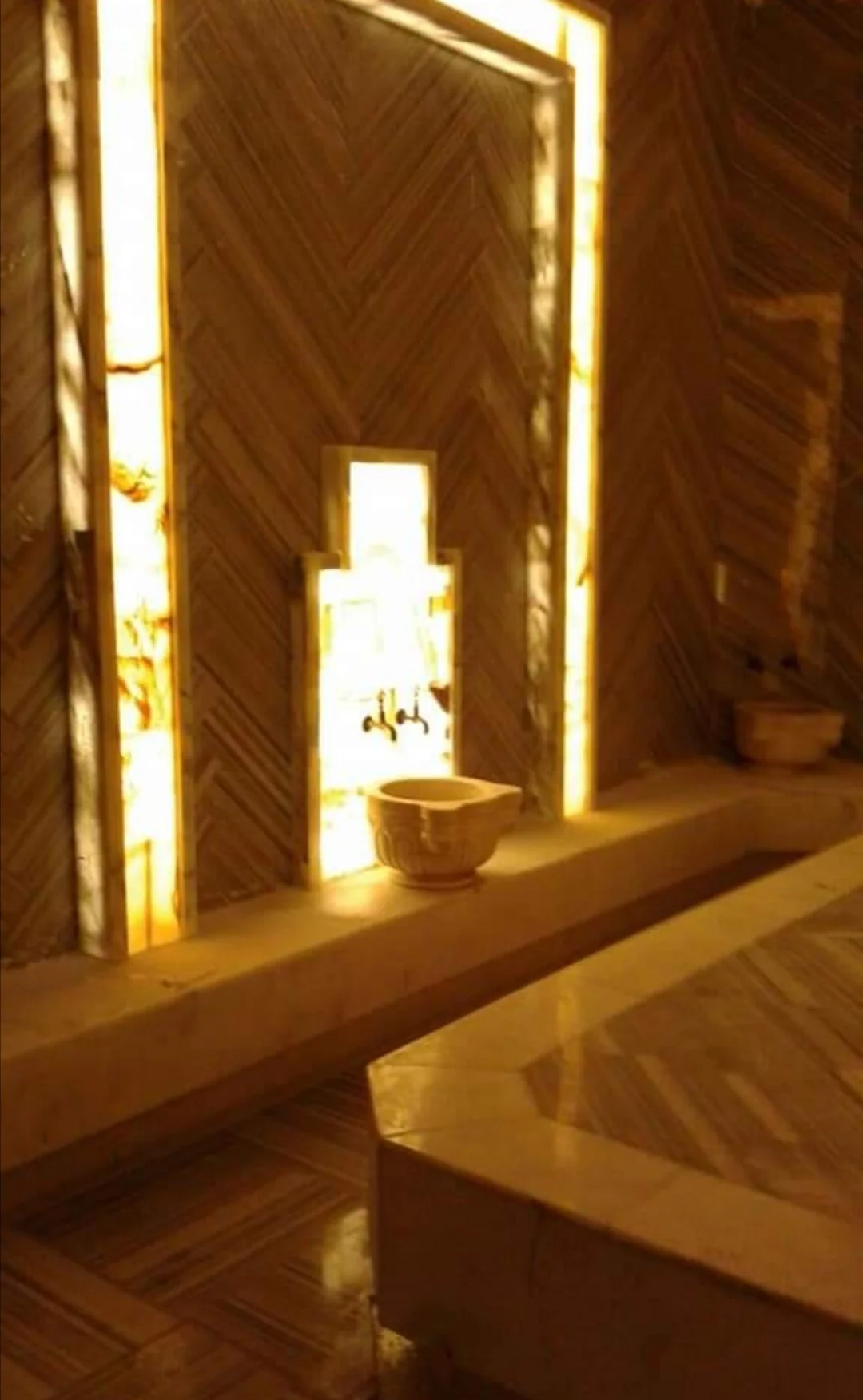 Anatolia Pool & SPA