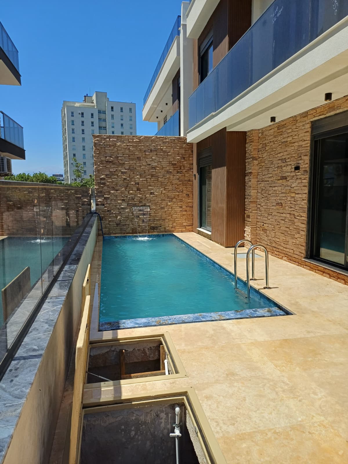 Anatolia Pool & SPA